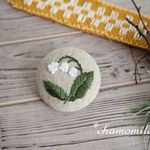 すずらんの刺繍ブローチ