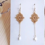 【ダイヤ】くすみイエロー　ピアス　イヤリング　樹脂　ノンホールピアス　イヤリング変更可　ロングピアス　淡水パール　ナチュラルコーデ　シンプルコーデ　ママコーデ