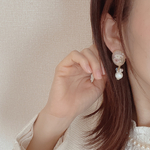 《再販3❣》ピアス　かすみ草　ピンク　入園式　入学式　揺れるピアス　レジン　レジンピアス　レジンアクセサリー　レジンアクセ　ドライフラワー　ドライフラワーピアス　ドライフラワーアクセサリー