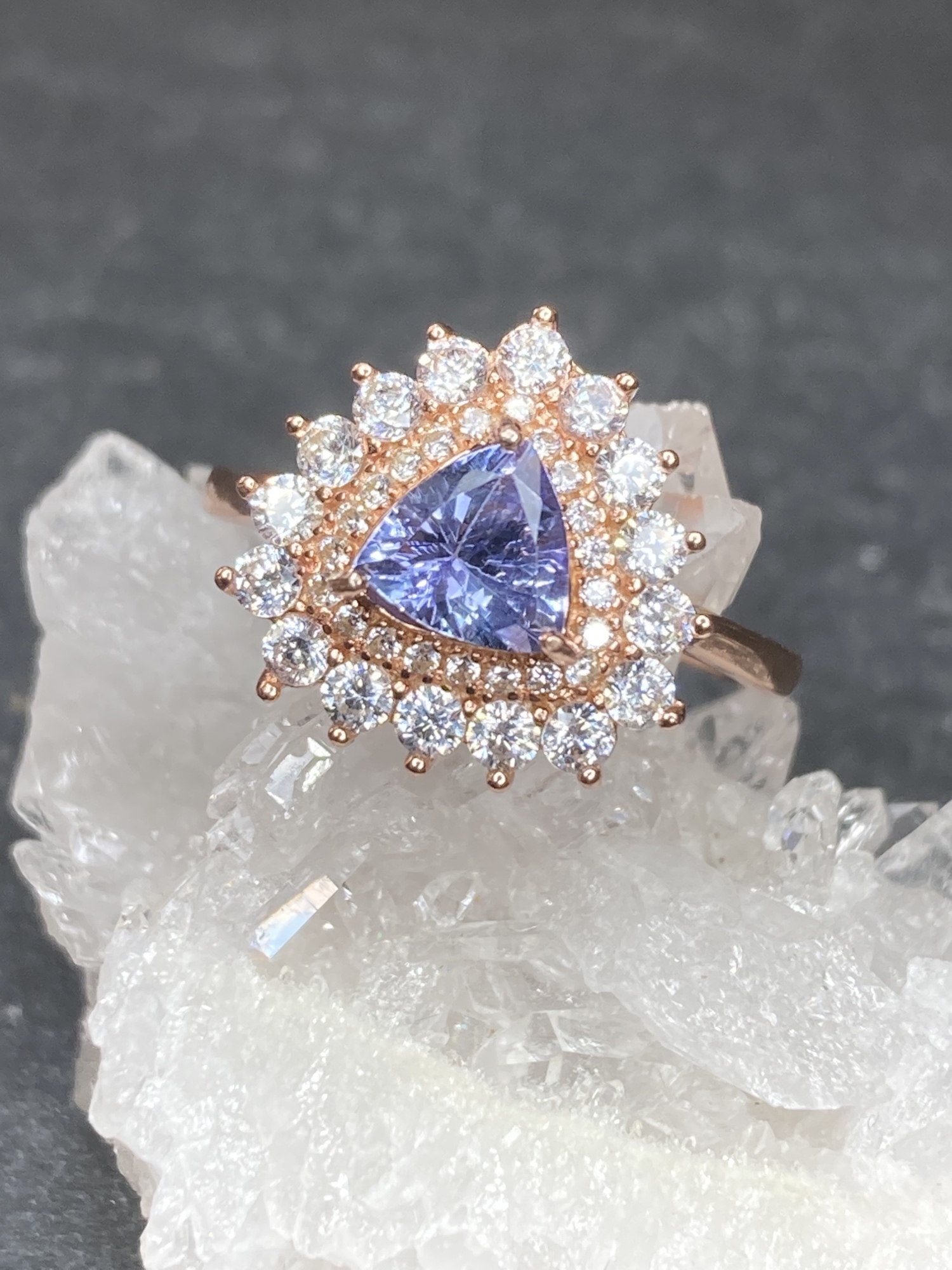 限定 あーるめいど まりこ Ramiel ring 合成アレキサンドライトリング 限定】あーるめいど まりこ 花かんむり 合成アレキサンドライト