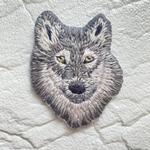 オオカミの刺繍ブローチ/コサージュ