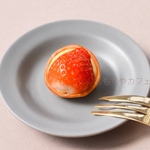 いちごタルトのブローチ(赤)