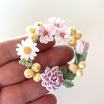 さくらとチューリップのリースブローチ＆ネックレス・ダリア・マーガレット・ミモザ・レース編み・バックチャーム・コサージュ・春・送料無料・式