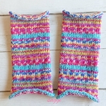 送料無料*カラフルオパール毛糸*リストウォーマー