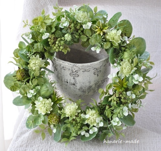 shade of leaves:丸葉ユーカリwreath