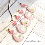 (再販)桜の花🌸とチェコビーズの春ネックレス