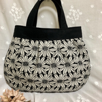 トートバック　豪華刺繍生地　帆布生地　春　マーガレット　プレゼント　ギフト