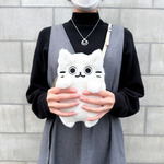 お利口な白猫・スマホポシェット【しろねこ】（工房で完全手作り）ekot ぬいぐるみファスナーポシェット
