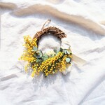【送料無料】限定販売　春を待つミモザのmini*wreath　ドライフラワー　ミモザ　春色　ミニリース　ハーフリース