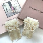 お花とパールクリスタルのピアス イヤリング