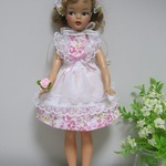 タミーちゃん　　エプロンドレス