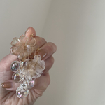 beige flower    aurora.clear
