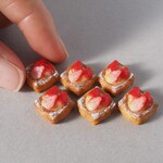 【単品】ミニチュアいちごデニッシュ