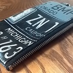 riosanamama様専用ページ。。。。。。。。訳あり。ポーチ ラミネート アメリカンナンバープレート［ブラック］