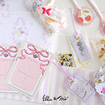 開くとそこには　ワクワクなラッピングタグセット！