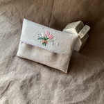 春便り　チューリップの刺繍のポケットティッシュケース