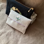 ポケットティッシュケース　春かぜとチューリップの刺繍