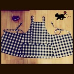 チェック柄エプロンでルンルン♪