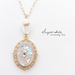 mini bear necklace  ✵ ハートを抱っこしたくまのフレームネックレス  ・ ペンダント   オーロラ 蝶 ゆめかわ（番外編）