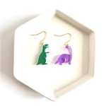 恐竜だいすきピアス