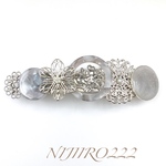 8㎝タイプ　花の透かしとグレーリングのバレッタ☆送料無料  #ヘアアクセサリー　#シルバー　#レジン