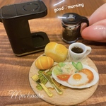 ミニチュアコーヒーメーカー付き♡焼きたてパンのモーニングセット　〜ハムエッグ　ポテトサラダ〜