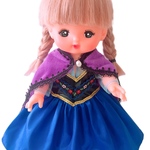 メルちゃん服のサイズ　ソランちゃん服　25cm 26cm人形用洋服　可愛いプリンセスドレス　キラキラ豪華ドレスセット　マント付き