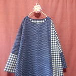 チェックドット模様 ゆったりワンピース　紺