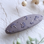 小花の刺繍バレッタ