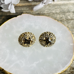 アンティークボタン　ピアス　クラシカル