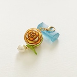 薔薇手まりのチャーム【イエロー】