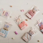 どんな柄が届くかな？うさちゃんminiハンカチ　ネーム入れ可！