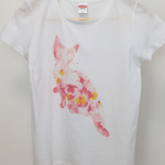 春の可愛い子猫とパンジーＴシャツ　ピンク
