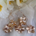 【在庫限り】2pcs)2709)花びらチャーム)gold#3w