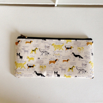 SALE フラットポーチ（natural dog 黄〉