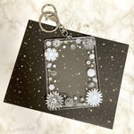 トレカケース　デイジー　トレカキーホルダー　硬質ケース　トレカデコ　レジンデコ