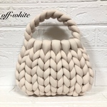 コロンっと可愛い♡マンドゥバッグ　オフホワイト