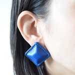 Airas~square~【レザーピアス/イヤリング】  “blue”