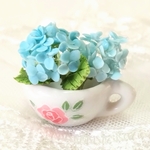 ミニチュアの花「紫陽花のティーカップ」