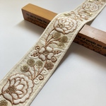 約5.5cm幅/刺繍リボン/ライトベージュ/ホワイト&ブラウン刺繍