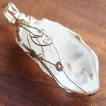天然石★水晶・原石ポイント*ペンダントトップ　シルバー