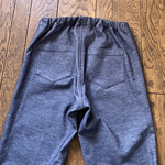 デニムライクストレッチのテーパードパンツ