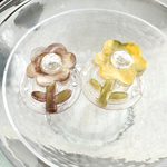 【再販】一輪のお花③ニュアンススマホグリップブラウン　ポップソケッツ　ポップアップソケット　スマホグリップ　スマホスタンド　スマホリング　ニュアンス　ハンドメイド　
