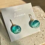 海を感じるピアス（イヤリング）エメラルドグリーン　金属アレルギー対応可
