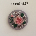 刺繍ブローチ