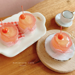 桃のゼリーケーキ