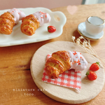 苺チョコのクロワッサン