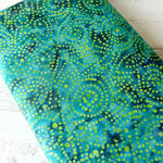 カットします【moda　BOSSA NOVA BATIKS】  110×50