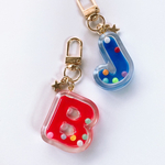 Initial shaker keychain (pop)
