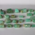 天然石＊エメラルド　原石　ルース　50 ct　詰め合わせ 